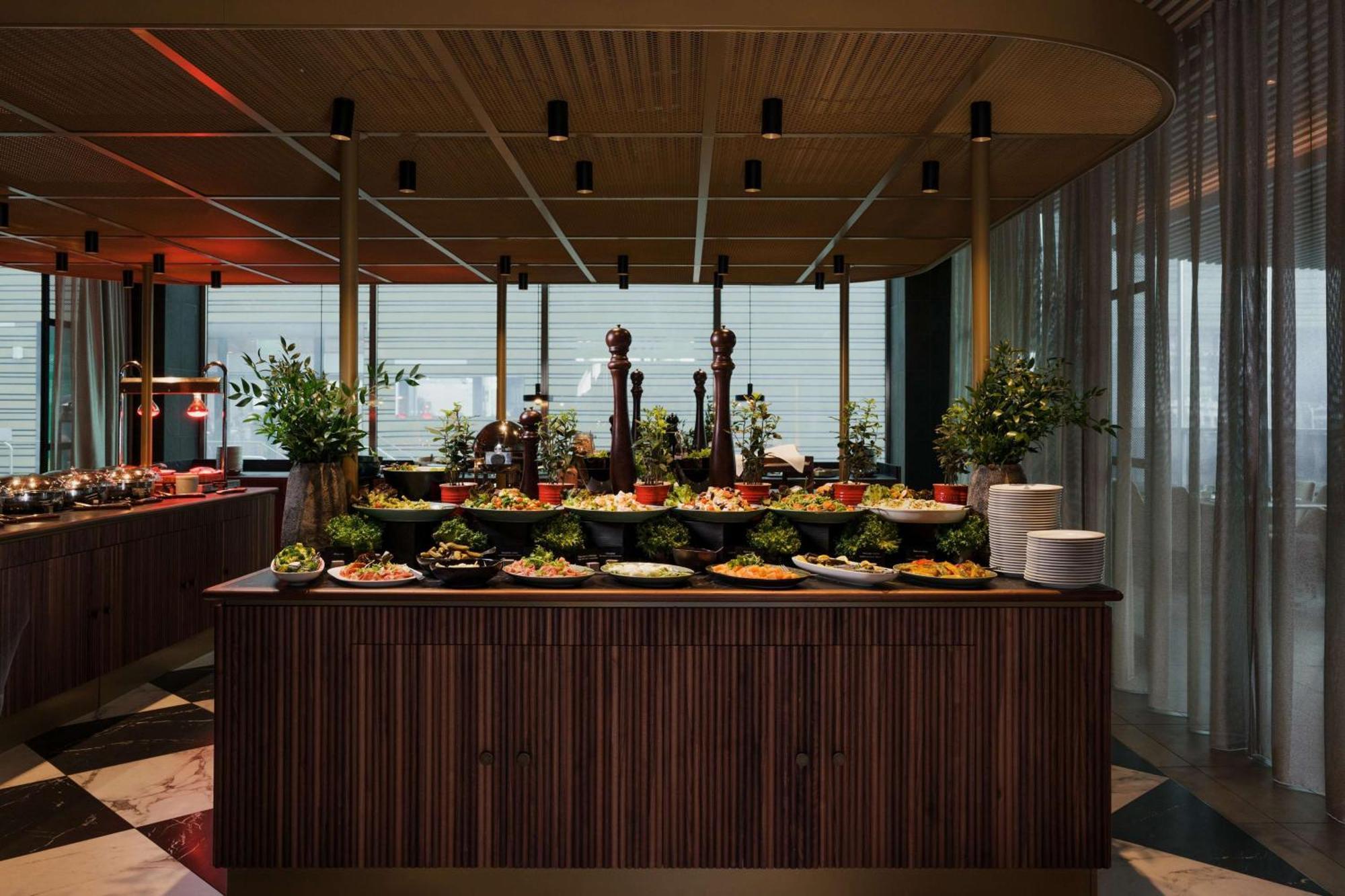 Radisson Blu Waterfront Hotel, Hotel 4*